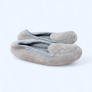 Light Heather Grey Slippers Quilted Velour Secure Fit Memory Foam Comfort Loafer